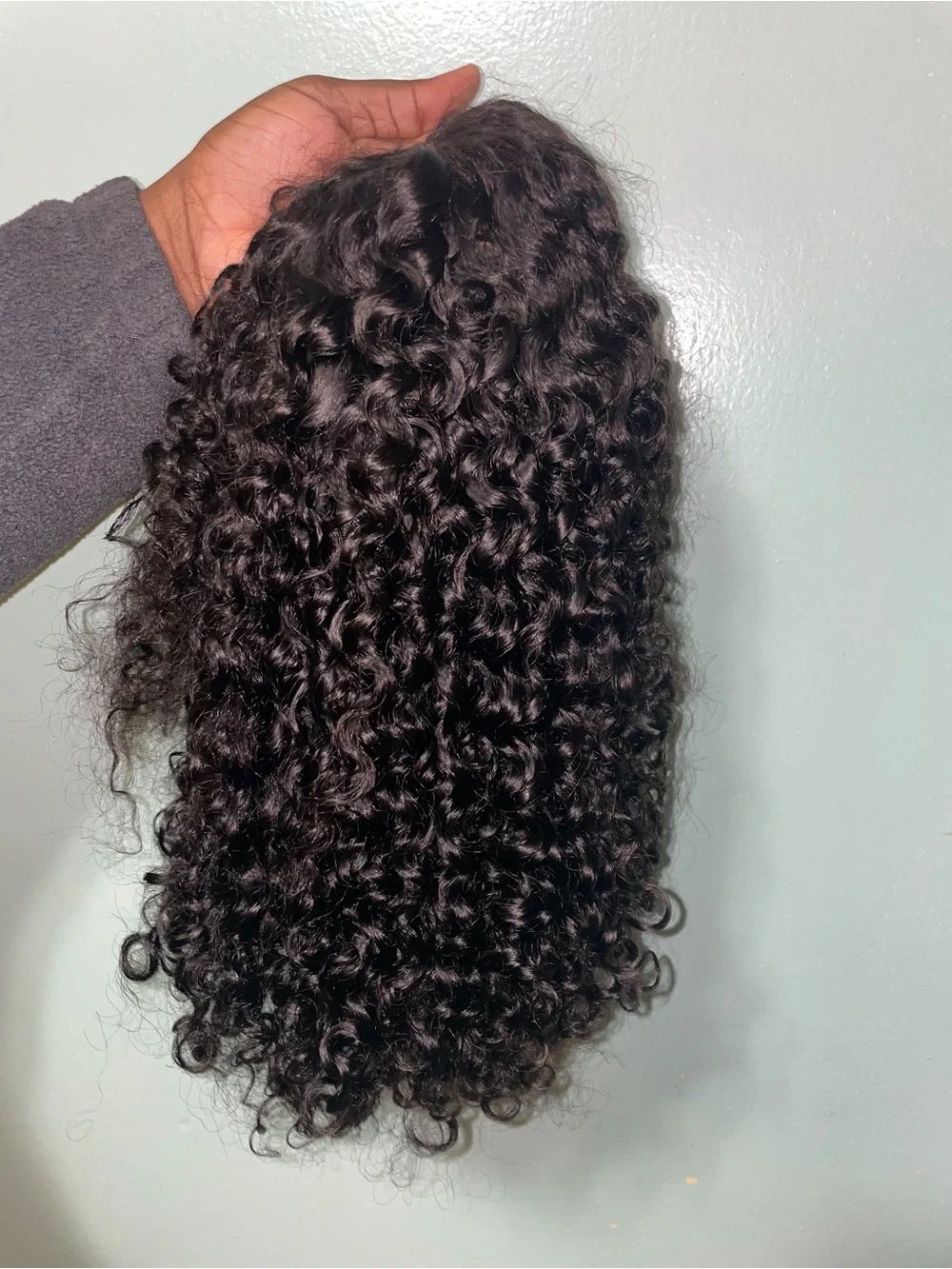 100% human hair curly lace front wig . 14 in , 250 density ,